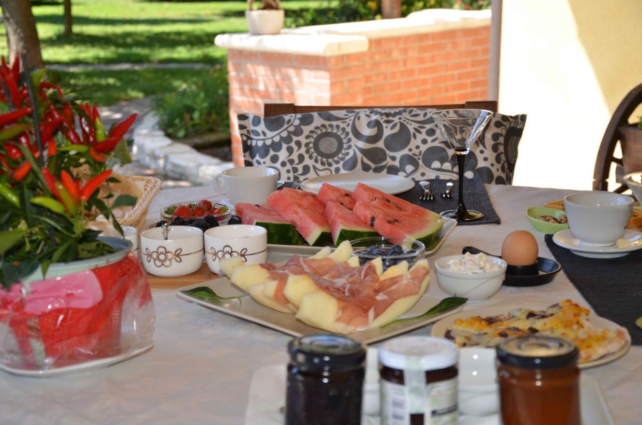B&B Melograno Mc Rubano Eksteriør bilde